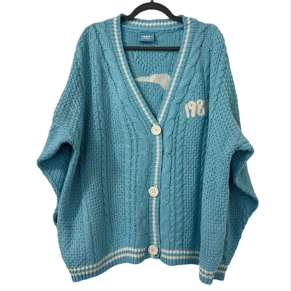 Taylor Swift 1989 Taylors Version Cardigan Blue Seagulls XL/2XL Oversized Knit